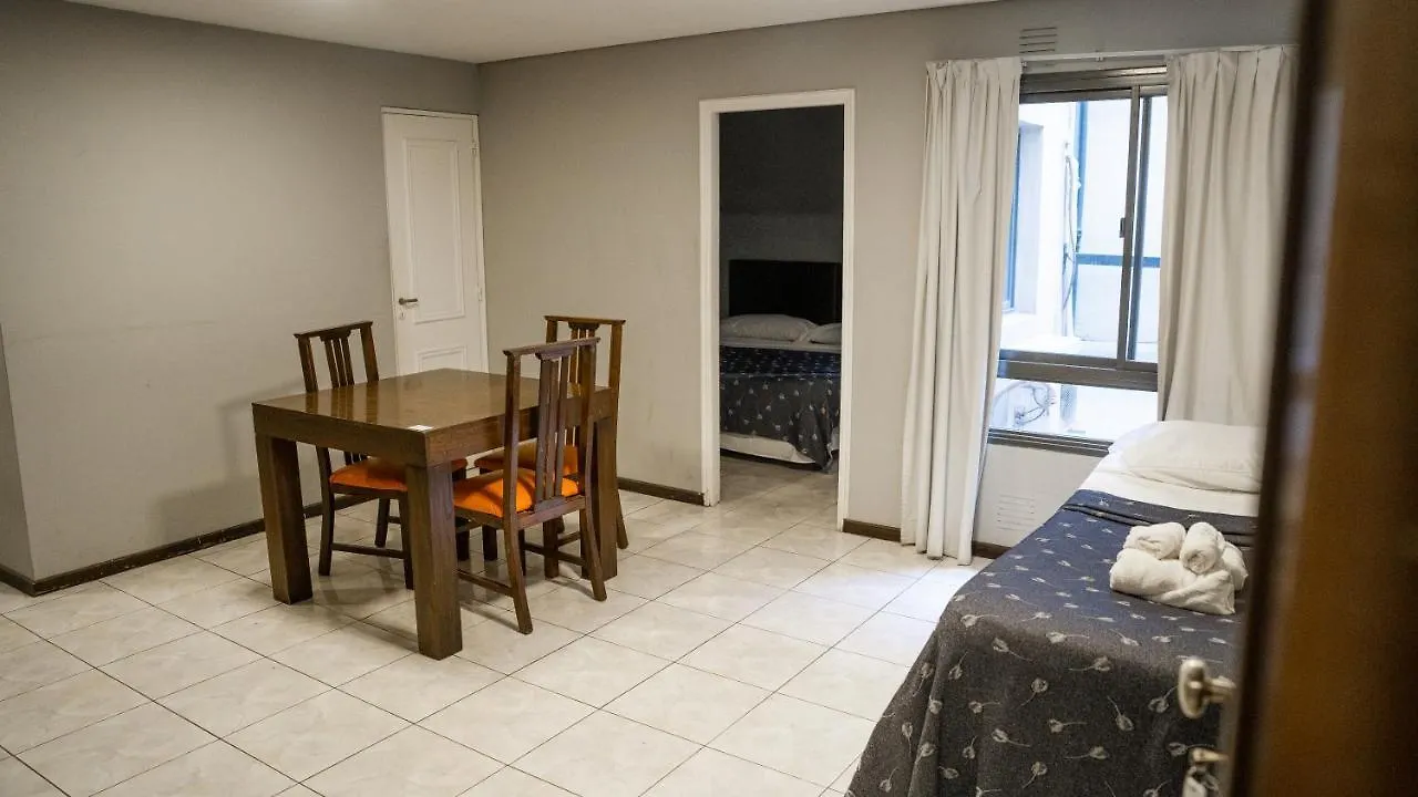 ميندوزا Lomas Apart Hotel