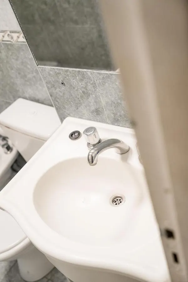 ميندوزا Lomas Apart Hotel 0*,  الأرجنتين